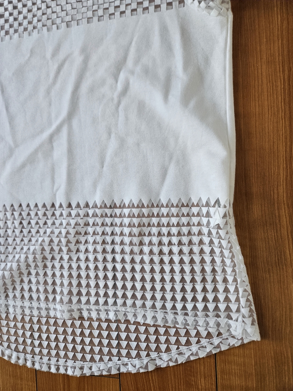 NEVER WORN Zara White Short Sleeve Top with Geometric Mesh Panels Sz Medium M - Picture 4 of 10